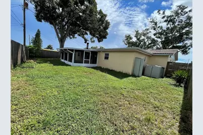 6067 43rd Terrace N, Kenneth City, FL 33709 - Photo 11