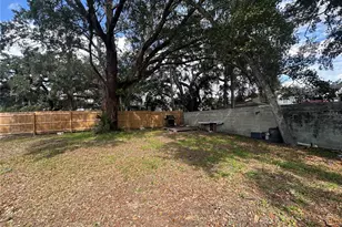 4105 E Knollwood St, Tampa, FL 33610 - Photo 17