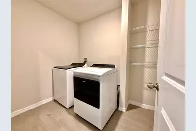 3204 Fresno Place, Zephyrhills, FL 33541 - Photo 27