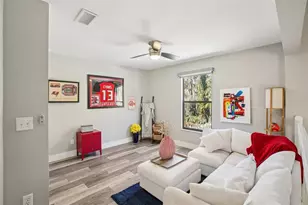 8951 Eastman Dr, Tampa, FL 33626 - Photo 29