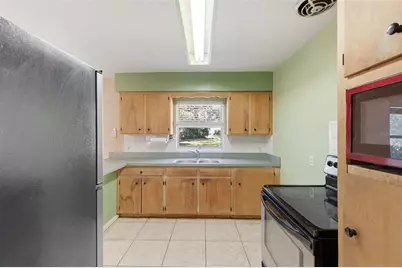 1715 W Overpar Drive, Tampa, FL 33612 - Photo 21