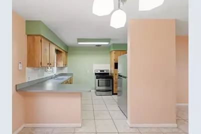 1715 W Overpar Drive, Tampa, FL 33612 - Photo 19