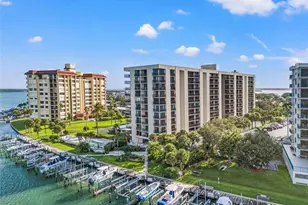 690 Island Way, Clearwater Beach, FL 33767 - Photo 1