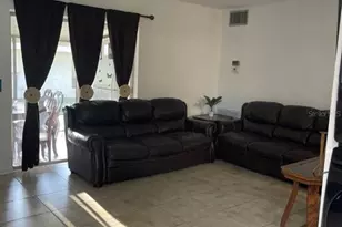 612 E Morgan St, Brandon, FL 33510 - Photo 5