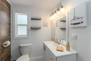 6650 4th Ave N, Saint Petersburg, FL 33710 - Photo 17