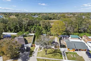 8818 Auburn Way, Tampa, FL 33615 - Photo 51