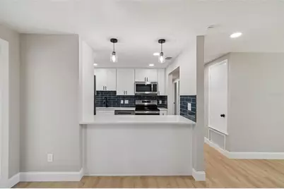 8818 Auburn Way, Tampa, FL 33615 - Photo 13