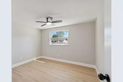 8818 Auburn Way, Tampa, FL 33615 - Photo 33