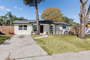 8818 Auburn Way, Tampa, FL 33615 - Photo 3