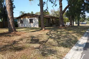 800 74th Ave N, Saint Petersburg, FL 33702 - Photo 27