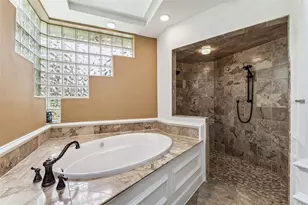 1705 Meyers Cove Dr, Tarpon Springs, FL 34689 - Photo 37