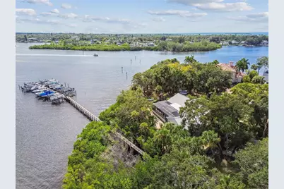 1705 Meyers Cove Drive, Tarpon Springs, FL 34689 - Photo 3