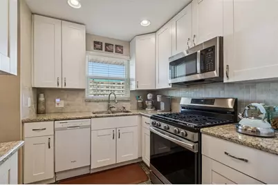 5840 30th Avenue S #314, Gulfport, FL 33707 - Photo 9