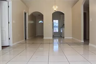 8713 N Tangerine Pl, Tampa, FL 33617 - Photo 3
