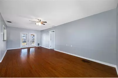 218 80th Avenue N, Saint Petersburg, FL 33702 - Photo 13