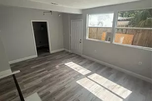 9029 Maiden Ln, Hudson, FL 34667 - Photo 5