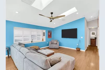 1907 Gulf Beach Boulevard, Tarpon Springs, FL 34689 - Photo 13