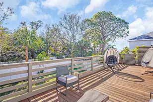 1907 Gulf Beach Blvd, Tarpon Springs, FL 34689 - Photo 15