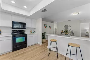 8810 41st St N, Pinellas Park, FL 33782 - Photo 11