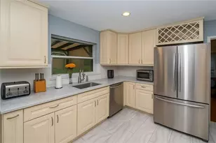 4107 Hudson Way, Tampa, FL 33618 - Photo 7