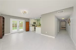 4107 Hudson Way, Tampa, FL 33618 - Photo 9