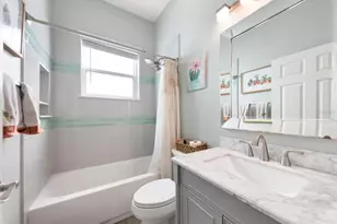 8169 Wild Oaks Cir, Largo, FL 33773 - Photo 25