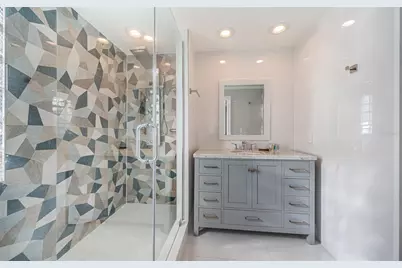 5212 62nd Avenue S, Saint Petersburg, FL 33715 - Photo 29