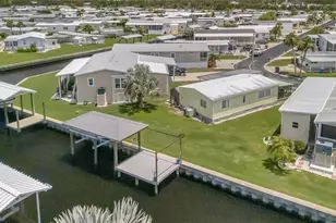 129 E St Lucia Loop, Apollo Beach, FL 33572 - Photo 37