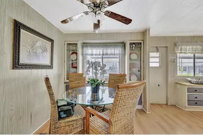 129 E Saint Lucia Loop, Apollo Beach, FL 33572 - Photo 49