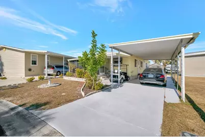 129 E Saint Lucia Loop, Apollo Beach, FL 33572 - Photo 9