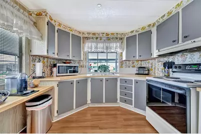 129 E Saint Lucia Loop, Apollo Beach, FL 33572 - Photo 31