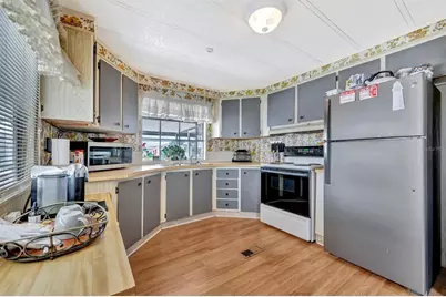 129 E Saint Lucia Loop, Apollo Beach, FL 33572 - Photo 47