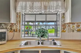 129 E St Lucia Loop, Apollo Beach, FL 33572 - Photo 25