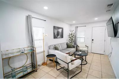 1361 29th Street S, Saint Petersburg, FL 33712 - Photo 5