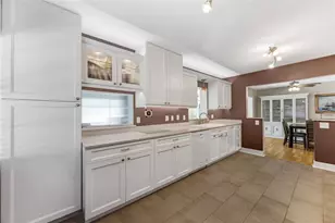 3067 Kapok Kove Dr, Clearwater, FL 33759 - Photo 15