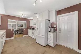 3067 Kapok Kove Dr, Clearwater, FL 33759 - Photo 19