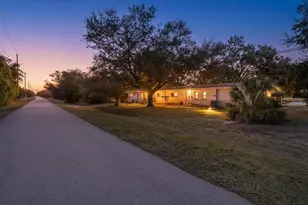 5991 Fairfield Ave S, Saint Petersburg, FL 33707 - Photo 17