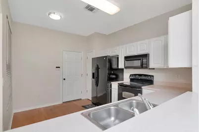 18832 Duquesne Drive, Tampa, FL 33647 - Photo 13