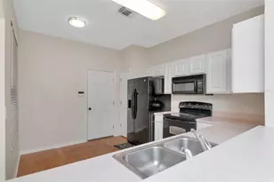 18832 Duquesne Dr, Tampa, FL 33647 - Photo 13