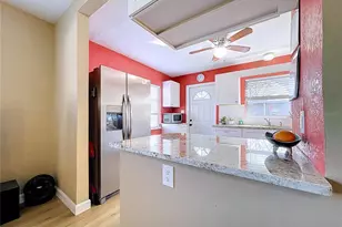 4042 Arkansas Ave NE, Saint Petersburg, FL 33703 - Photo 9