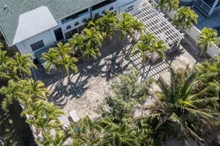2710 Hibiscus Dr W, Belleair Beach, FL 33786 - Photo 13