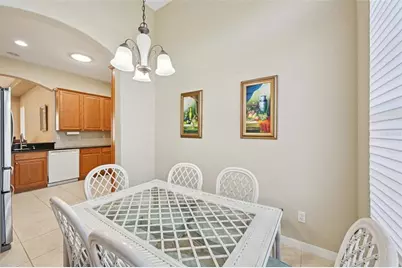 1013 Chelsea Greens Court, Sun City Center, FL 33573 - Photo 15