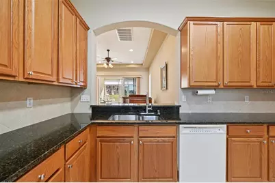 1013 Chelsea Greens Court, Sun City Center, FL 33573 - Photo 13