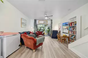 5937 Bayside Key Dr, Tampa, FL 33615 - Photo 7