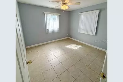 5520 Hobson Street NE, Saint Petersburg, FL 33704 - Photo 15