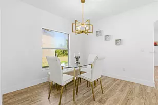 1421 Tahoe Springs Ct, Ruskin, FL 33570 - Photo 15