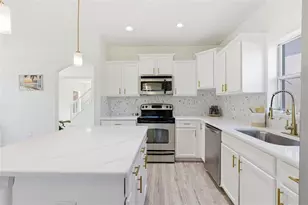 1421 Tahoe Springs Ct, Ruskin, FL 33570 - Photo 29