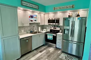 2296 Monaco Ln, Clearwater, FL 33763 - Photo 11