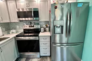 2296 Monaco Ln, Clearwater, FL 33763 - Photo 11