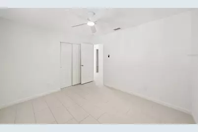 3843 Shore Acres Boulevard NE, Saint Petersburg, FL 33703 - Photo 19